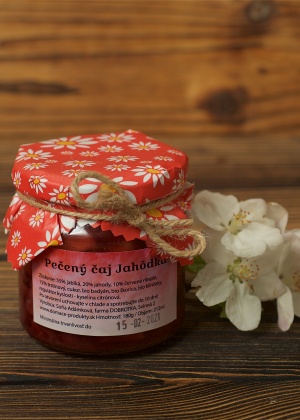 jahodovy peceny caj z farmy dobrotka